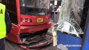 Uszkodzone w wyniku wypadku tramwaje